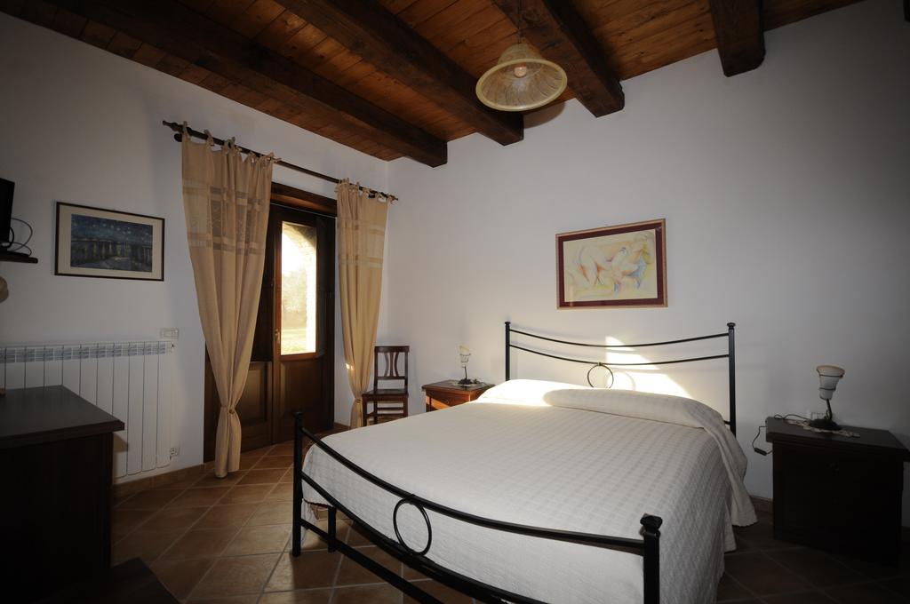 Apartamento Bb Casavacanze Corneto Bomba Habitación foto